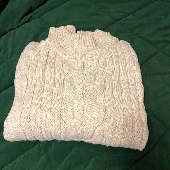 Time and Tru Sweaters - Time & Tru womens mockneck sweater